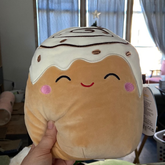 Squishmallow Chanel 8” - Picture 1 of 3